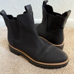 TOMS Black Chelsea Boots 10